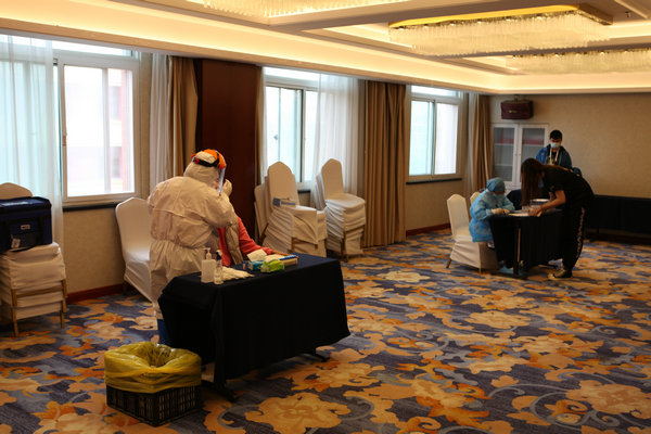 第十四届学生运动会排球项目预赛（大学女子组）开赛