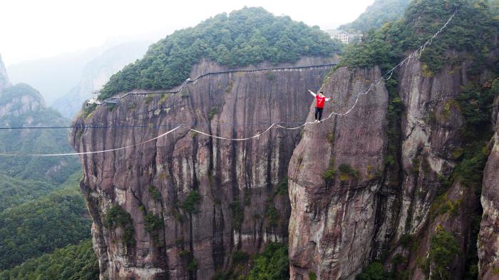比赛现场。中国登山协会供图 比赛现场。中国登山协会供图