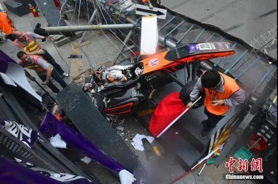 弗洛西事故现场。/p中新社记者 麥尚旻 摄