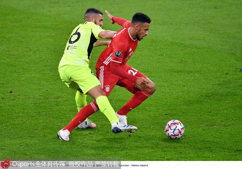 托利索摆脱防守