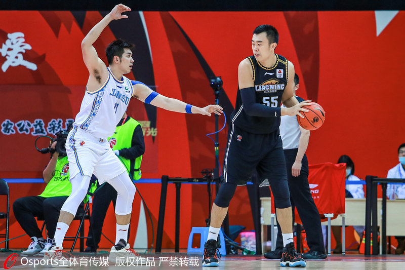 韩德君对阵吴冠希