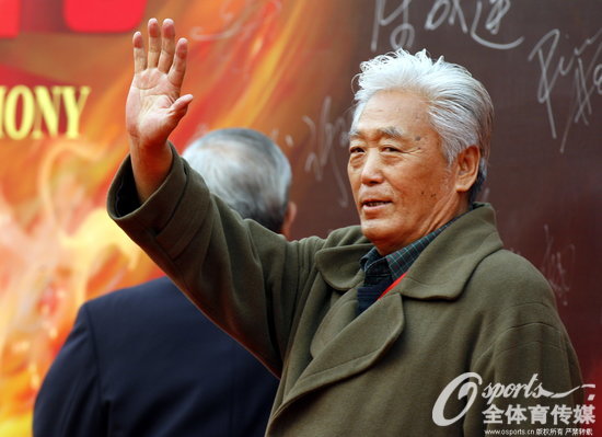 送别足球名宿高丰文:他把一生都奉献给了中国足球