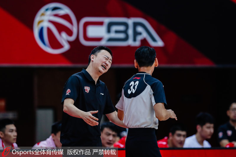 金台球探:CBA裁判培养之路任重而道远