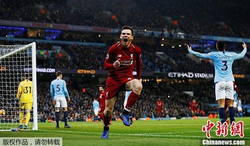 利物浦与曼城争冠是过去两个赛季英超的主旋律，上赛季由利物浦获得联赛冠军 资料图