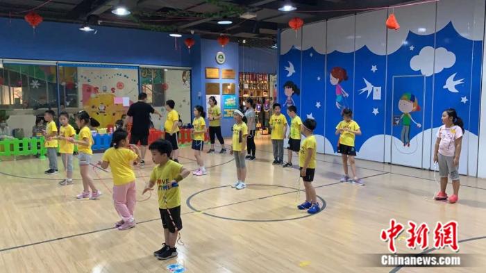 跳绳培训班训练中。钟水军 供图 跳绳培训班训练中。钟水军 供图