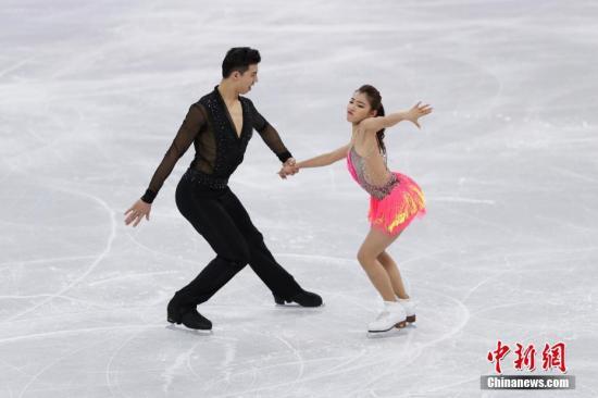 资料图：2月11日，2018平昌冬奥会花样滑冰团体赛继续进行，中国组合王诗玥/柳鑫宇出战团体赛冰舞短舞蹈。图为王诗玥/柳鑫宇在比赛中。/p中新社记者 崔楠 摄