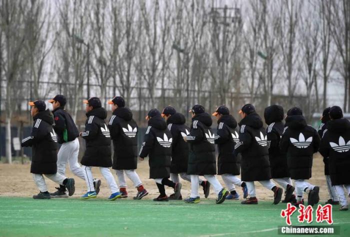 基地的孩子们进行日常训练。李霈韵 摄 基地的孩子们进行日常训练。李霈韵 摄