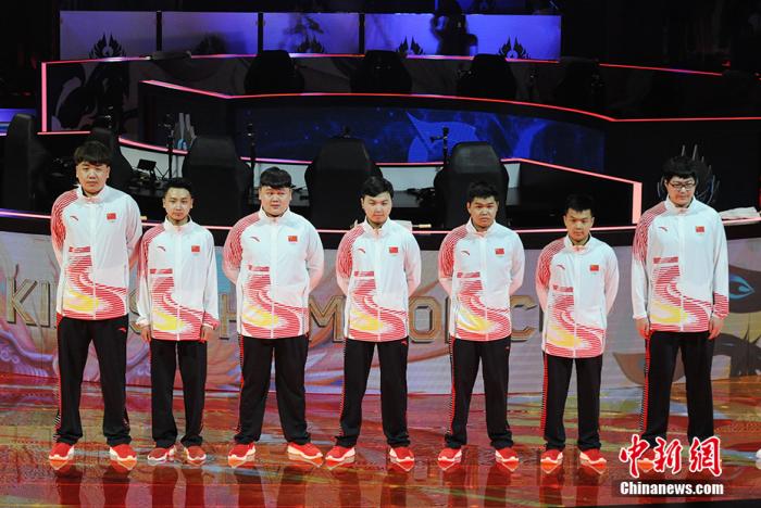 资料图:王者荣耀国际版《ArenaofValor》雅加达亚运会表演项目团队。 /p中新网记者 翟璐 摄 资料图:王者荣耀国际版《ArenaofValor》雅加达亚运会表演项目团队。 中新网记者 翟璐 摄