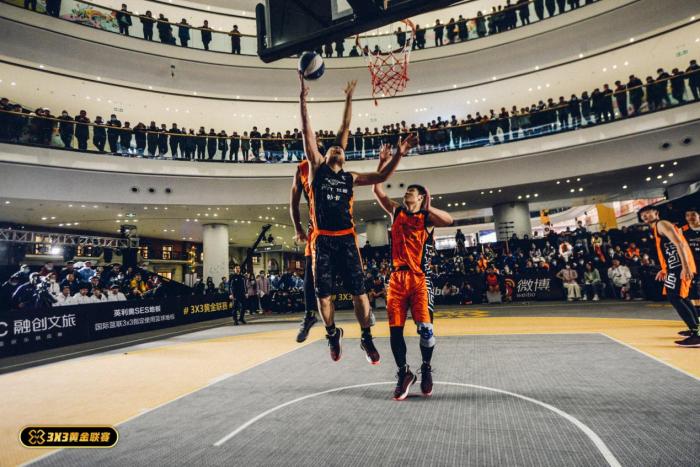 总决赛双方展开激烈对抗。组委会供图