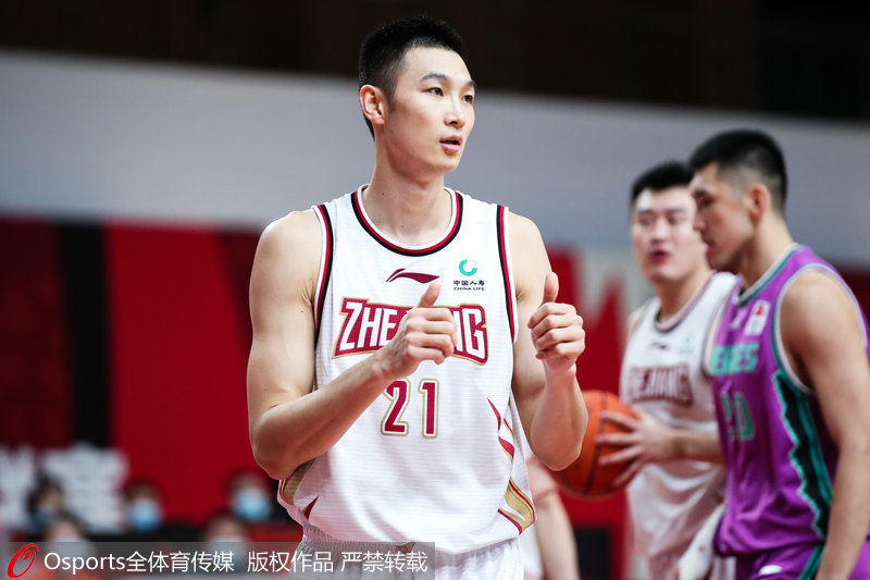 CBA周最佳球员:朱旭航、多米尼克·琼斯分别当选
