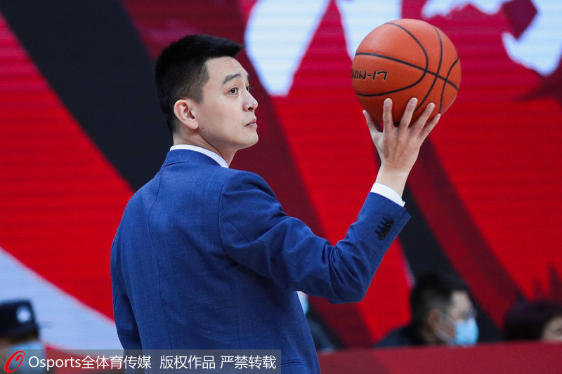 辽宁队主教练杨鸣