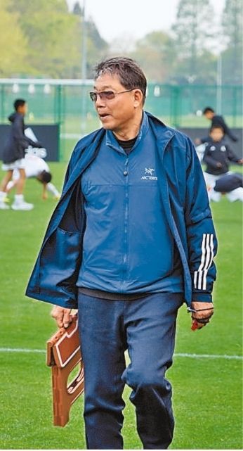 为了中国足球,还想再干10年(关注深耕基层的老教练①)