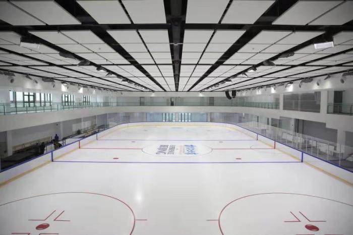 新建冰球训练馆内景 场馆方供图 新建冰球训练馆内景 场馆方供图