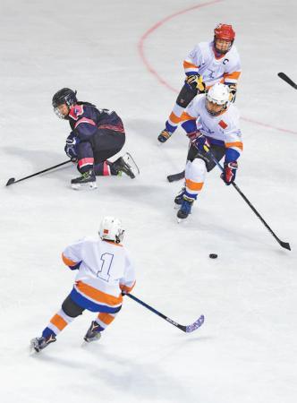 冰雪运动,亮出“双飞翼”(走向冬奥)