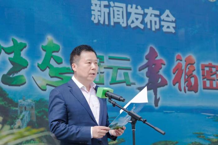 国家体育总局田径运动管理中心社会活动部主任、中国田径协会副秘书长水涛致辞。主办方供图 国家体育总局田径运动管理中心社会活动部主任、中国田径协会副秘书长水涛致辞。主办方供图