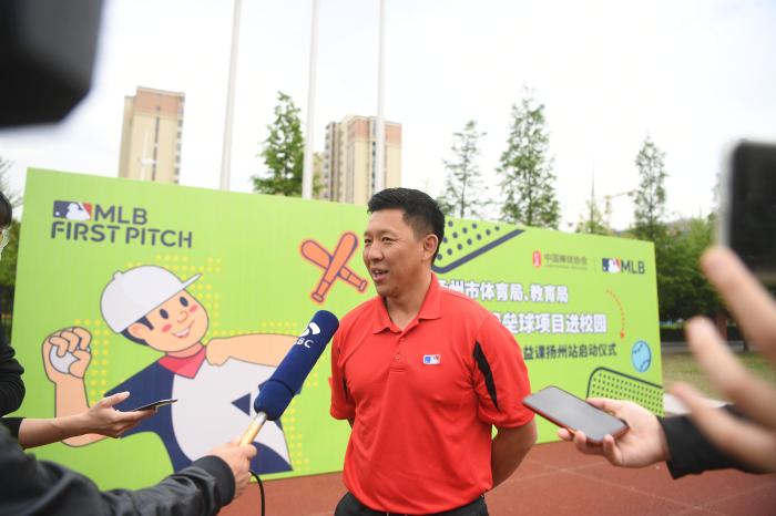 棒球名宿、MLB中国棒球发展中心总教练张宝树。MLB中国供图 棒球名宿、MLB中国棒球发展中心总教练张宝树。MLB中国供图