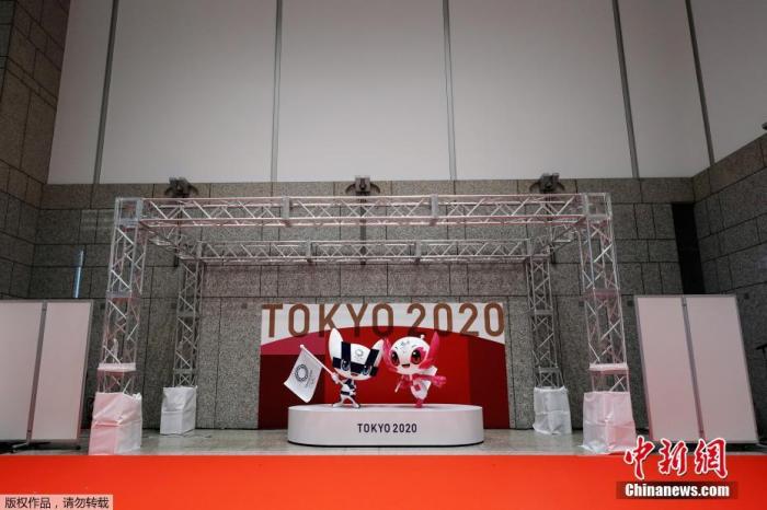资料图:当地时间4月14日,日本东京,2020东京奥运会与残奥会吉祥物Miraitowa和Someity雕像揭幕仪式举行,纪念2020东京奥运会开幕倒计时一百天。 资料图:当地时间4月14日,日本东京,2020东京奥运会与残奥会吉祥物Miraitowa和Someity雕像揭幕仪式举行,纪念2020东京奥运会开幕倒计时一百天。