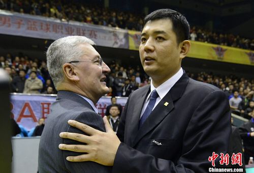 资料图:巩晓彬(右)。图片来源:Osports全体育图片社。 资料图:巩晓彬(右)。图片来源:Osports全体育图片社。