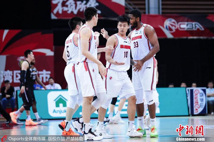 广东队在比赛中。图片来源:Osports全体育图片社。 广东队在比赛中。图片来源:Osports全体育图片社。