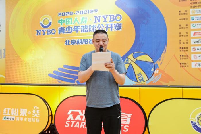 焦健在闭幕式上。组委会供图 焦健在闭幕式上。组委会供图