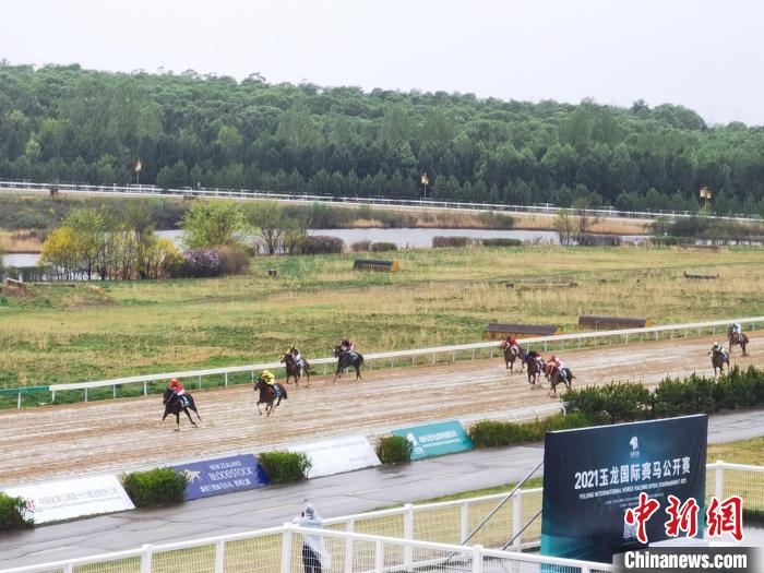 比赛现场。 高雨晴 摄 比赛现场。 高雨晴 摄