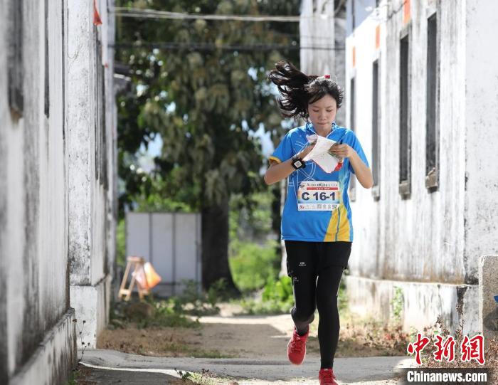 2021年南粤古驿道定向大赛首站在汕尾海丰打响 赛事组委会供图 2021年南粤古驿道定向大赛首站在汕尾海丰打响 赛事组委会供图