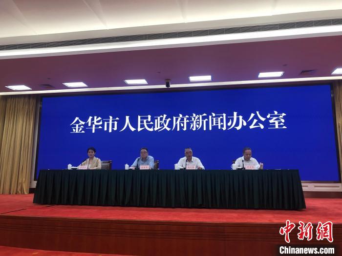 浙江省第十七届运动会系列标识新闻发布会现场。 葛铭锐 摄 浙江省第十七届运动会系列标识新闻发布会现场。 葛铭锐 摄