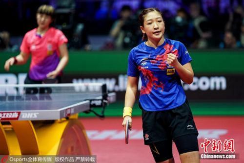 资料图:刘诗雯在比赛中。图片来源:Osports全体育图片社 资料图:刘诗雯在比赛中。图片来源:Osports全体育图片社