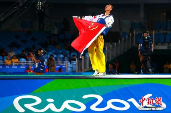 里约奥运会赵帅夺冠。中新网记者 富田 摄 里约奥运会赵帅夺冠。/p中新网记者 富田 摄