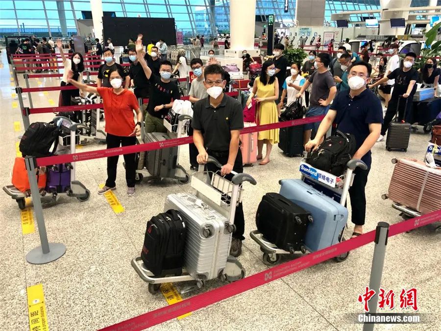 记者手记:从北京到东京,从3个小时到35个小时……