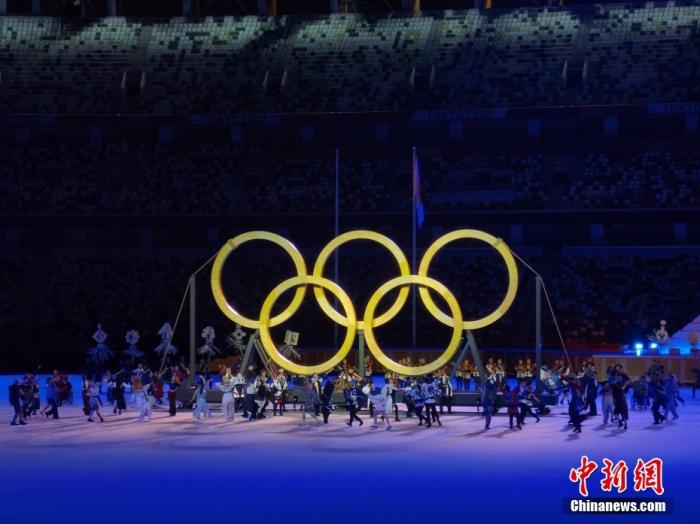 7月23日，第32届夏季奥运会开幕式在日本首都东京新国立竞技场举行。/p中新社记者 邢翀 摄