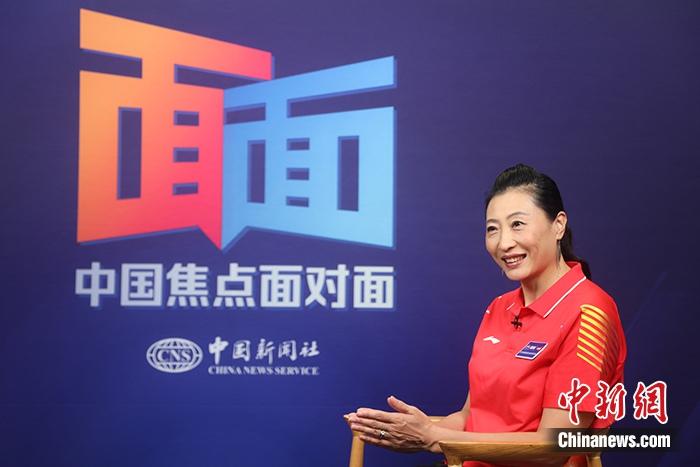 中新社“中国焦点面对面”专访雅典、北京两届羽毛球奥运冠军、世界羽联名人堂成员张宁。中新社记者 蒋启明 摄
/p中新社“中国焦点面对面”专访雅典、北京两届羽毛球奥运冠军、世界羽联名人堂成员张宁。中新社记者 蒋启明 摄