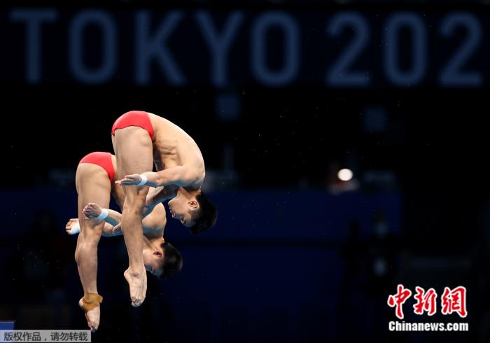 1.23分之差！曹缘/陈艾森男子双人10米台遗憾摘银