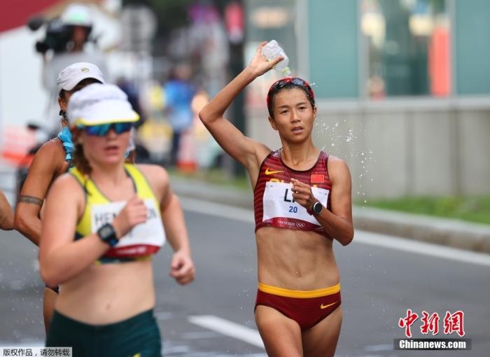 当地时间8月6日，东京奥运会女子20公里竞走比赛中，里约奥运会冠军、中国名将刘虹以1小时29分57秒获得铜牌。四次征战奥运会，收获1金1银1铜，是刘虹竞走生涯的勋章，致敬老将。
