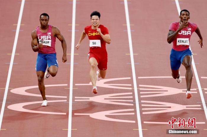 北京时间8月1日晚,在东京奥运会男子百米决赛中,中国选手苏炳添以9.98秒的成绩获得第六名,作为首位闯进奥运男子百米决赛的中国人,他再次创造了历史。图为苏炳添在比赛中。中新社记者 富田 摄 北京时间8月1日晚,在东京奥运会男子百米决赛中,中国选手苏炳添以9.98秒的成绩获得第六名,作为首位闯进奥运男子百米决赛的中国人,他再次创造了历史。图为苏炳添在比赛中。/p中新社记者 富田 摄