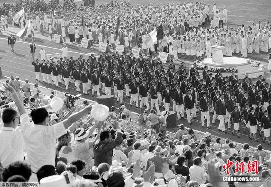 资料图：1984年的洛杉矶奥运会，是中国首次全程参与夏季奥运会。中国队共夺得15枚金牌、32枚奖牌的好成绩。