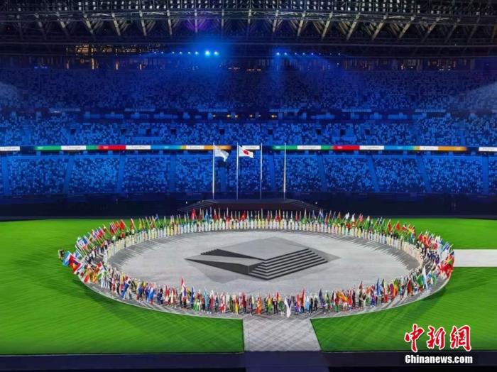 8月8日，日本东京新国立竞技场，东京奥运会闭幕式举行。/p中新社记者 杜洋 摄